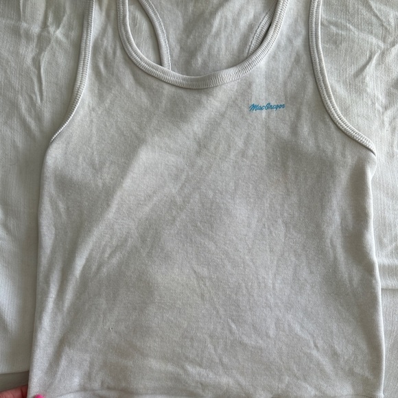 Macgregor Tank - Picture 3 of 3